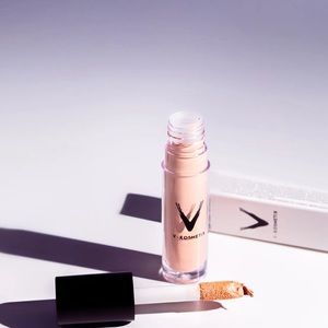 V KOSMETIK UNDER EYE CORRECTOR - PEACHY